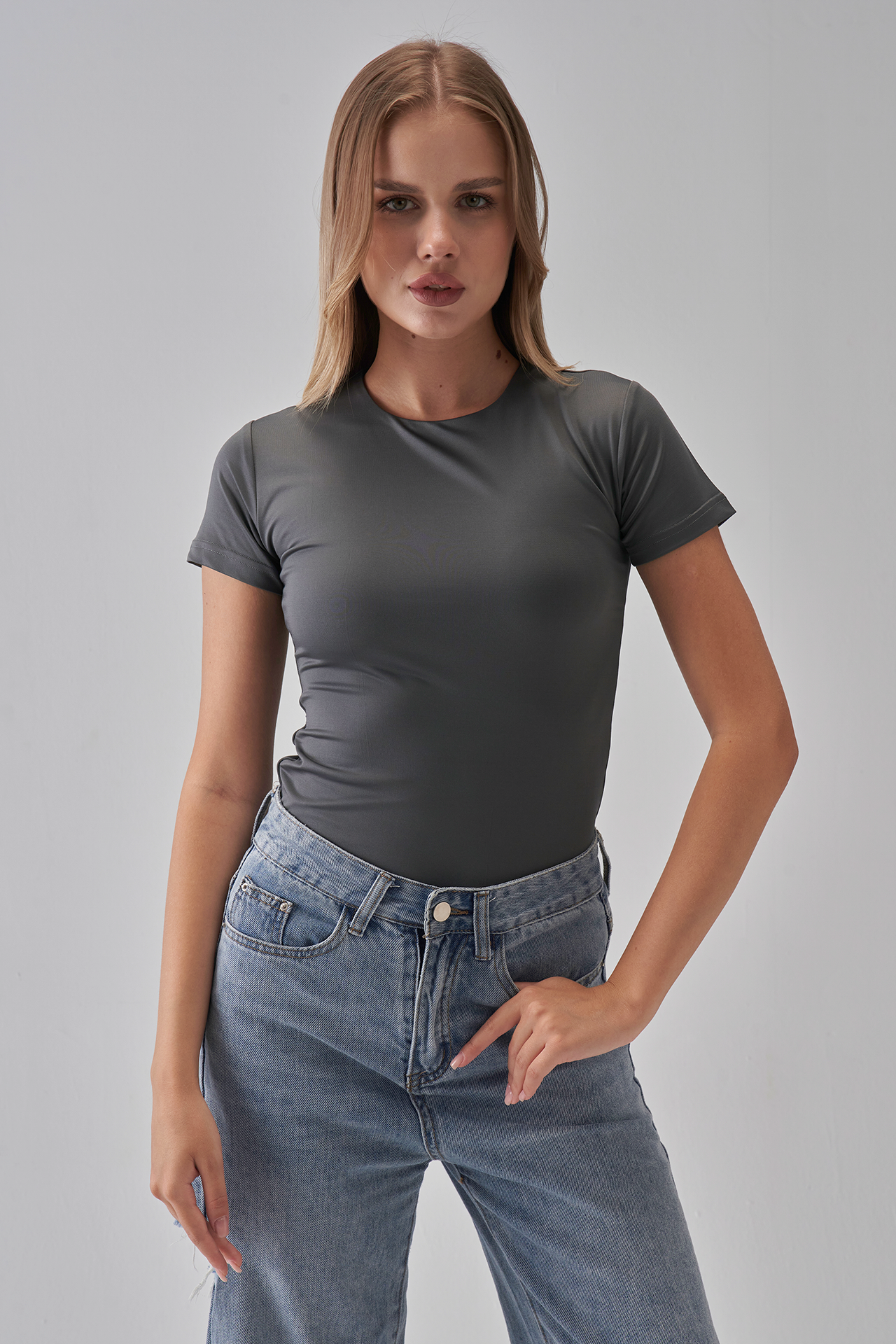 Round Neck Short Sleeve Top - Charcoal Gray