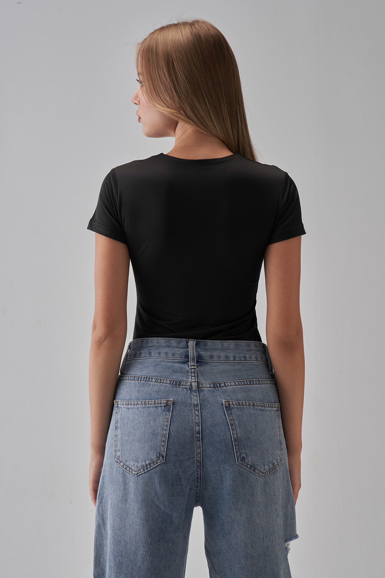 Round Neck Short Sleeve Top - Black