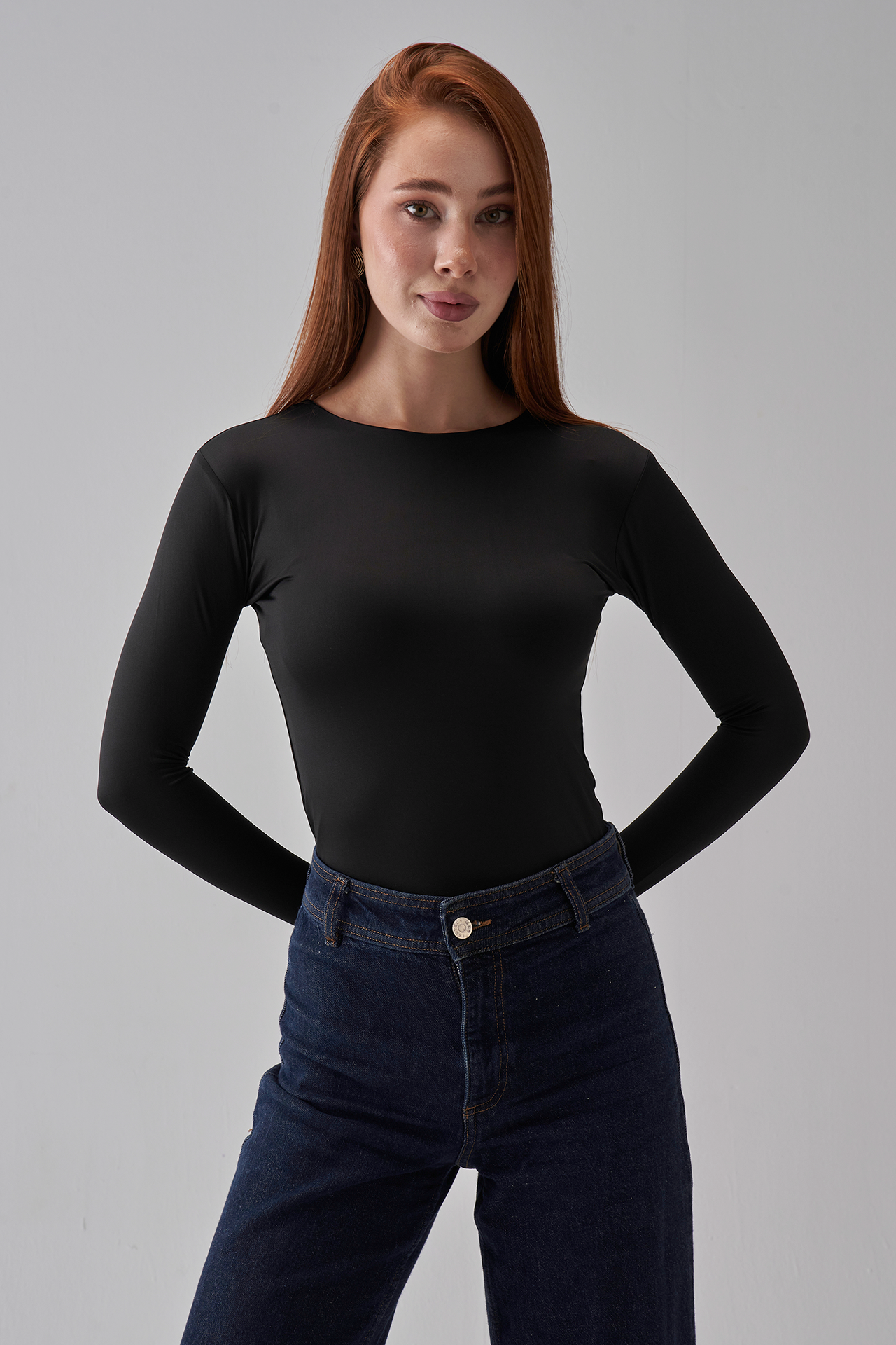 Round Neck Long Sleeve Top - Black