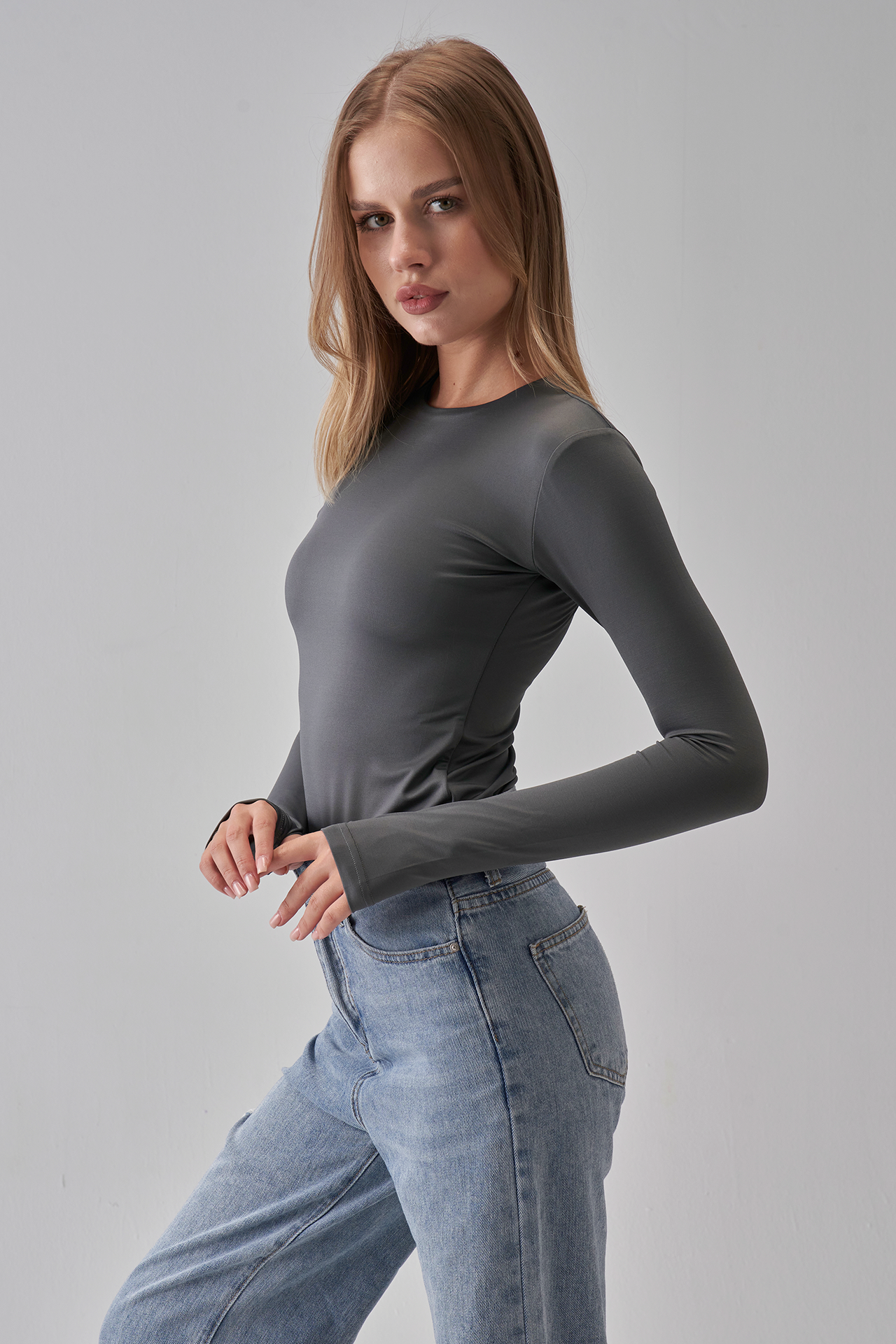 Round Neck Long Sleeve Top - Charcoal Gray