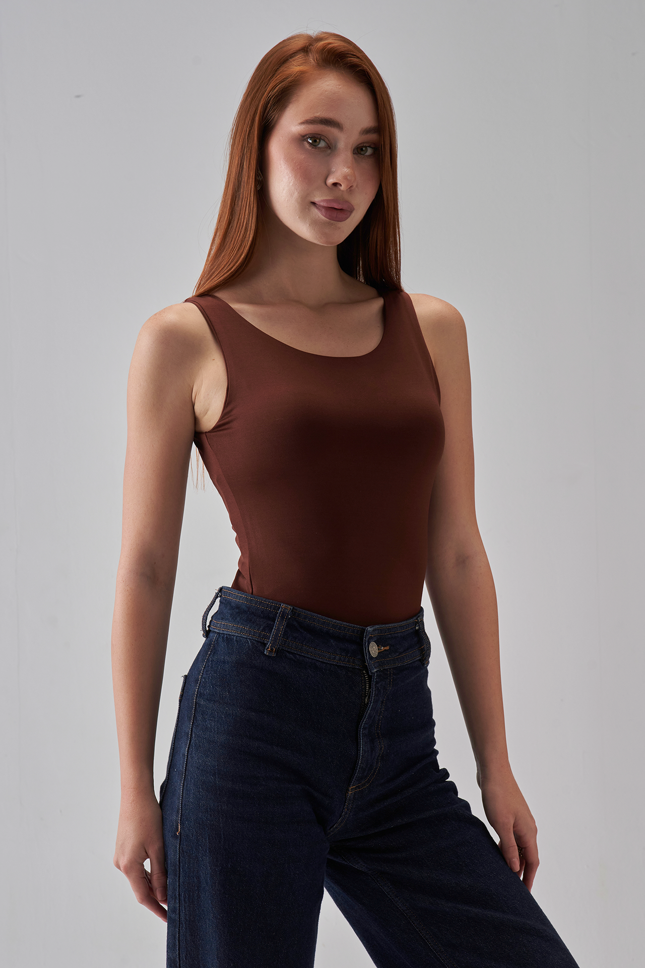 Square-Neck Tank-Top - Brown