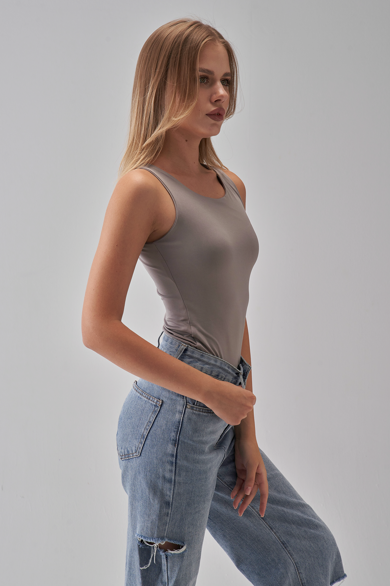 Square-Neck Tank-Top - Silver