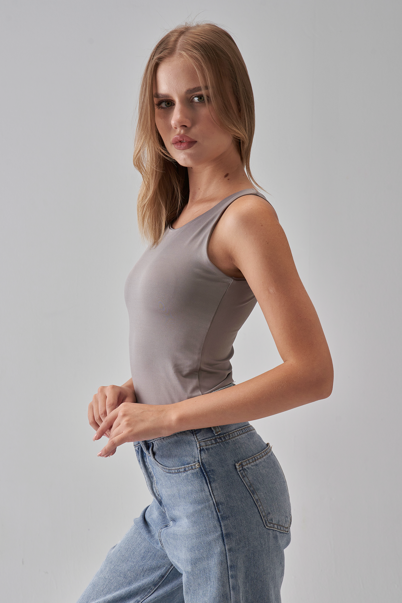Square-Neck Tank-Top - Silver