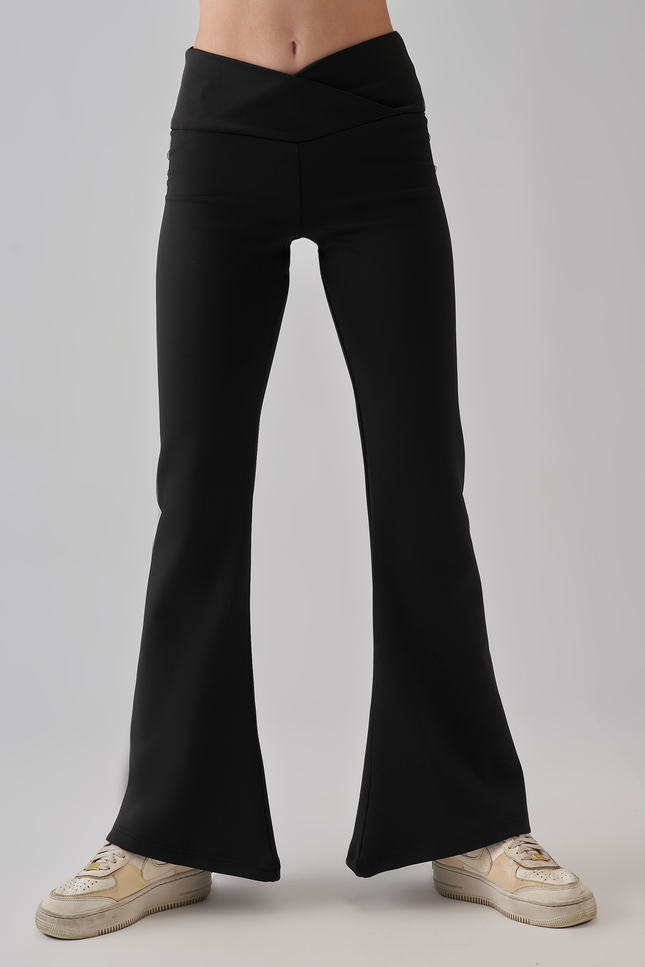 V Waist Yoga Pants - Black