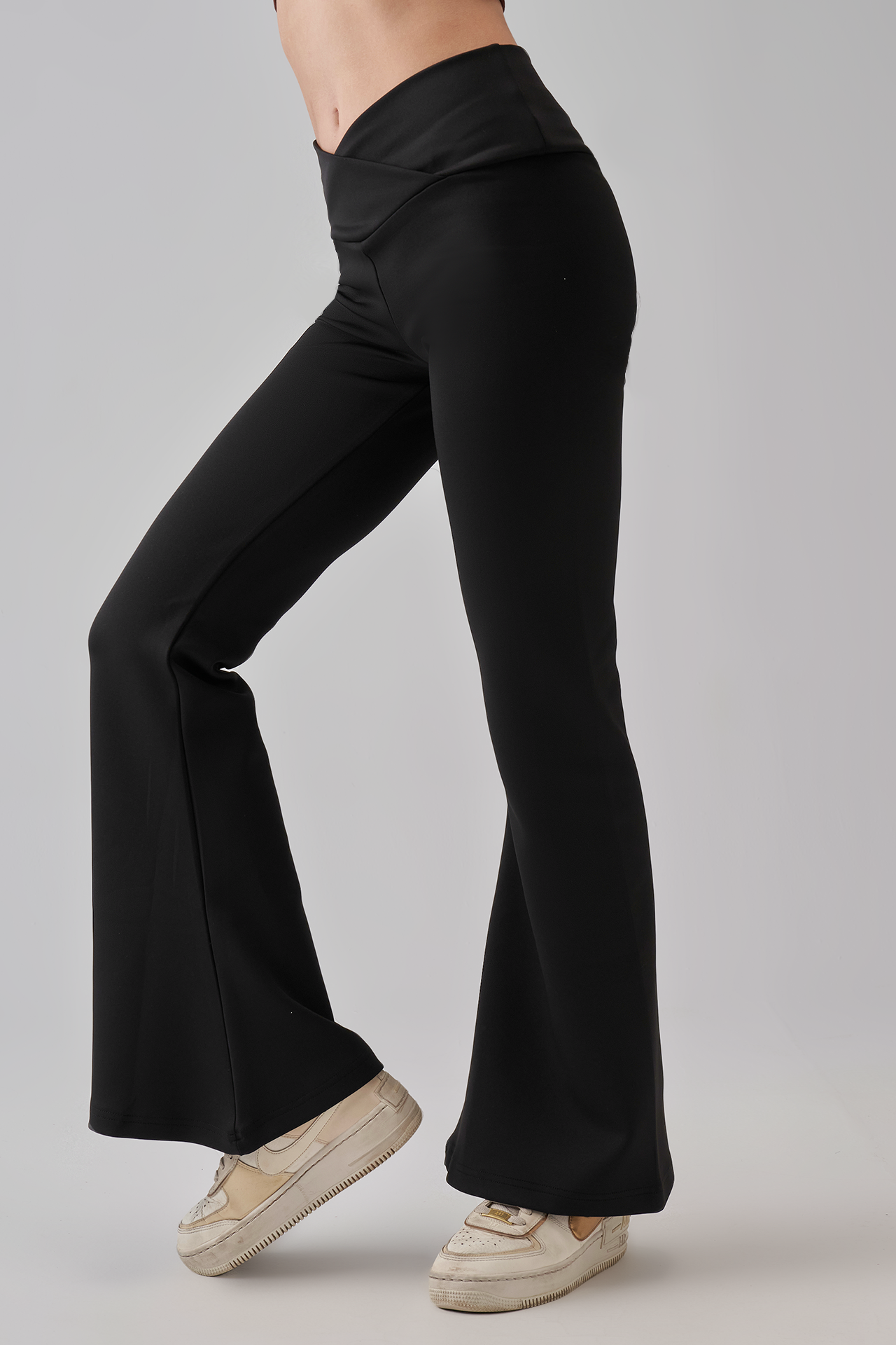 V Waist Yoga Pants - Black